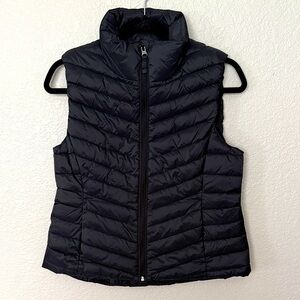 Old Navy Active Black Water-Resistant Vest